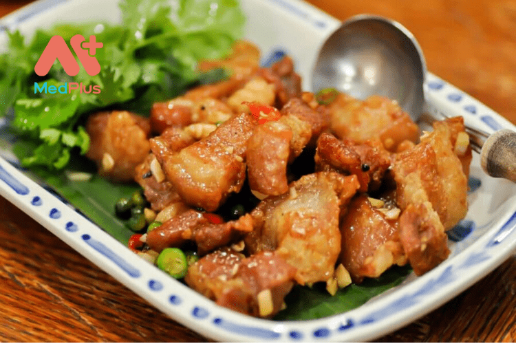 ( CA 1 + HC) THỊT HEO CHIÊN XÓC TỎI