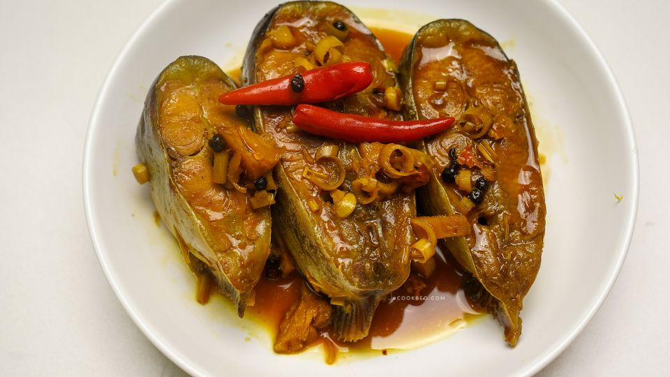 (CA 2) CÁ BASA KHO TIÊU