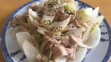 (CA 2) THỊT XÀO HÀNH TÂY
